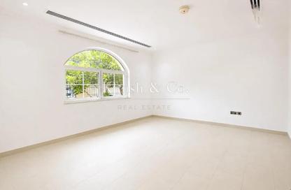 Villa - 4 - 4 for rent in District 4 - Jumeirah Park - Dubai