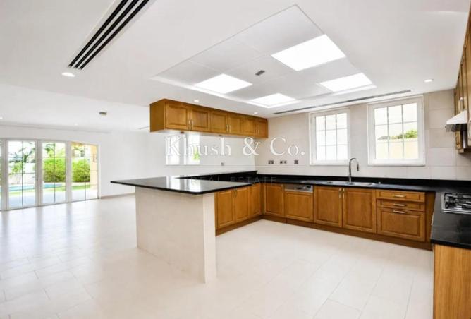 141925038 - Property Image 3