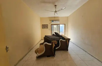 Apartment - 2 Bedrooms - 2 Bathrooms for rent in Abu Shagara building - Abu shagara - Sharjah