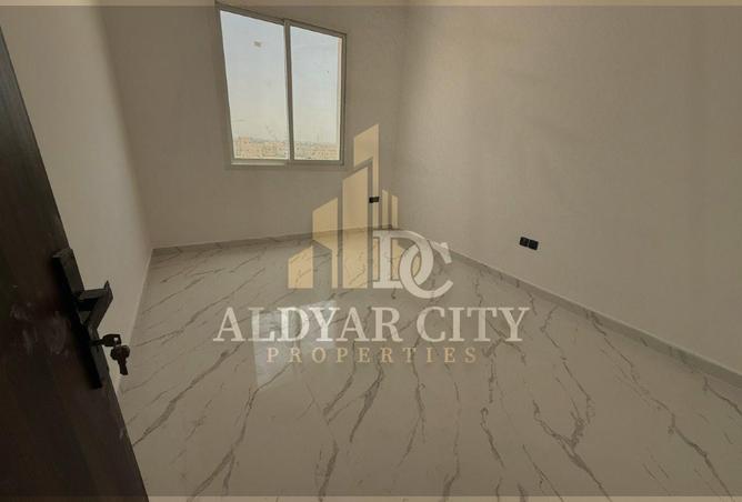 87449573 - Property Image 3