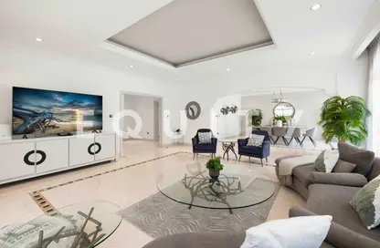 Villa - 5 Bedrooms - 6 Bathrooms for rent in Garden Homes Frond O - Garden Homes - Palm Jumeirah - Dubai