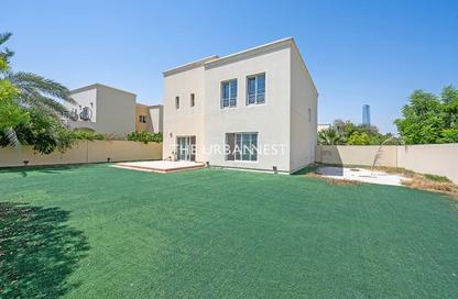 Villa - 4 Bedrooms - 5 Bathrooms for rent in Meadows 1 - Meadows - Dubai