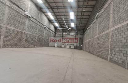 Warehouse - Studio - 1 for rent in Al Quoz - Dubai