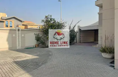 Villa - 5 Bedrooms - 7+ Bathrooms for rent in Al Falaj - Al Riqqa - Sharjah