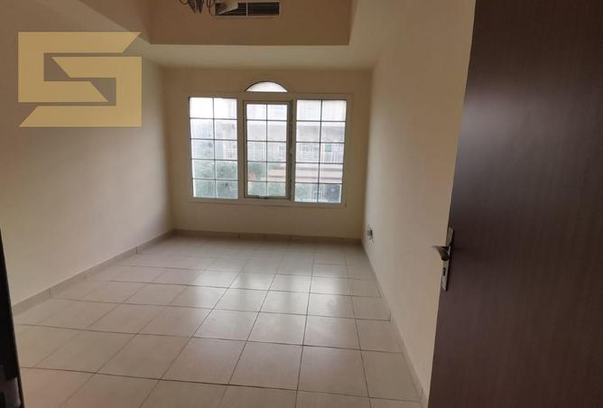 122442124 - Property Image 3