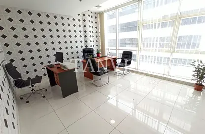 مكتب - غرفة نوم - 1 حمام للايجار في مبنى بيزنس اتريوم - عود ميثاء - بر دبي - دبي
