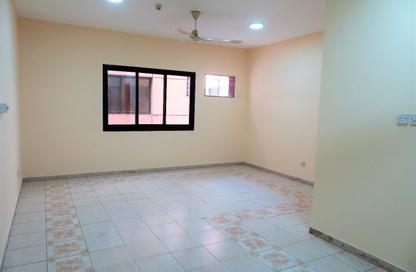 Apartment - Studio - 1 for rent in Al Hamriya - Bur Dubai - Dubai