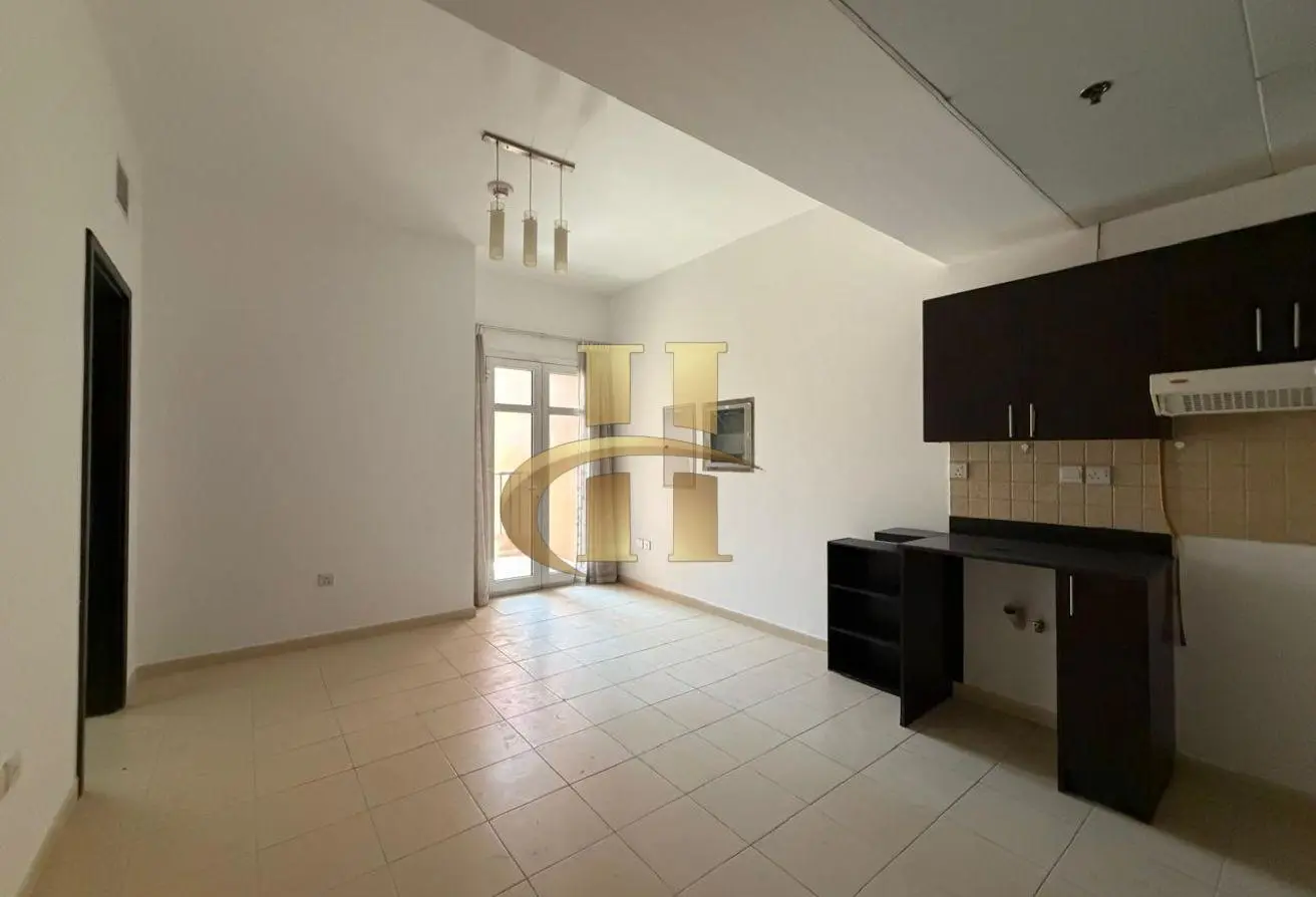 130218008 - Property Main Image