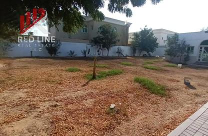 Villa - 7+ Bedrooms - 7 Bathrooms for rent in Al Garayen - Sharjah