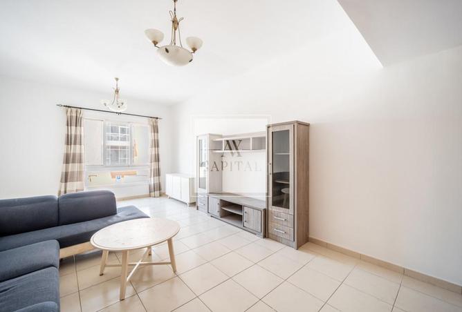 74643958 - Property Image 2