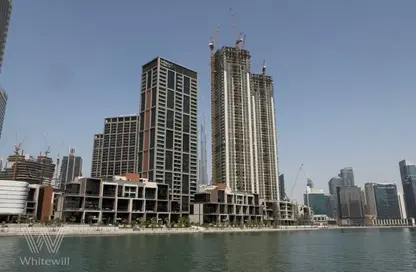 Apartment - 2 Bedrooms - 4 Bathrooms for sale in The Quayside - Business Bay - Dubai