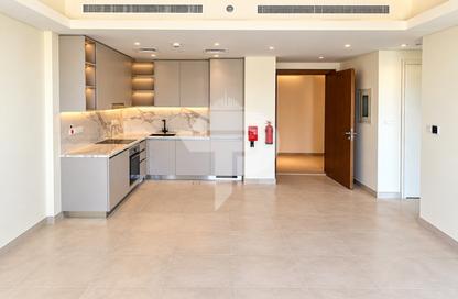 Apartment - 1 - 2 for sale in Lamaa Building 3 - Lamaa - Madinat Jumeirah Living - Umm Suqeim 3 - Umm Suqeim - Dubai
