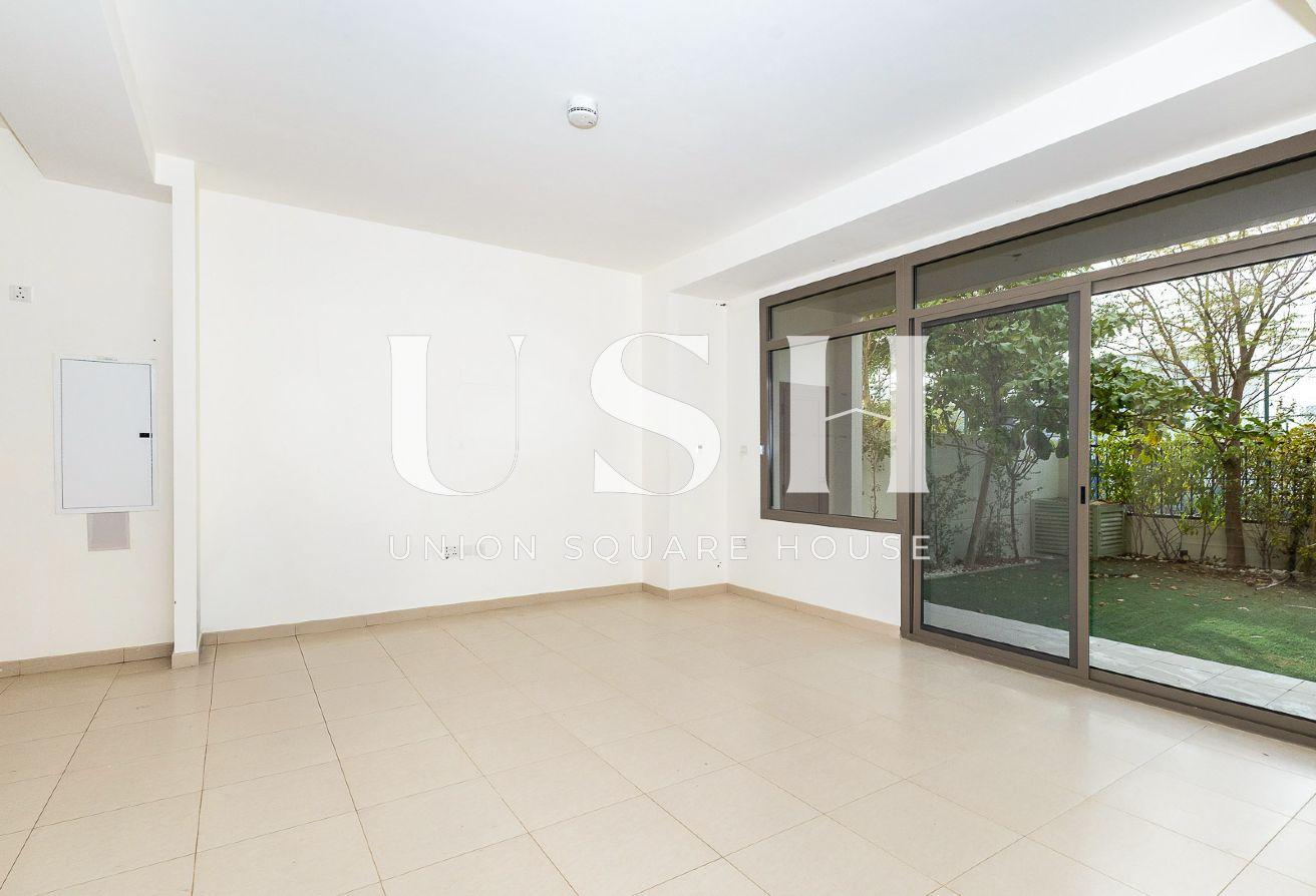 CORNER UNIT | CLOSE TO AMENITIES | MULTIPLE OPTION photo 6