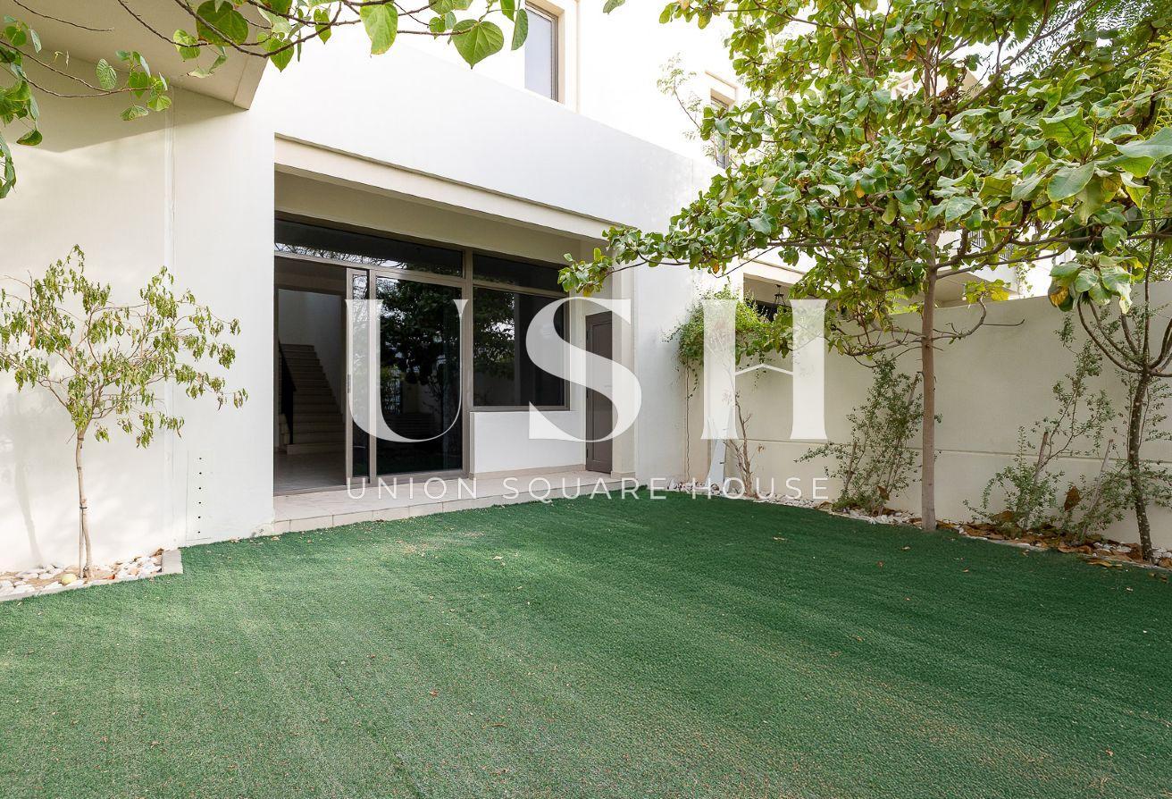 CORNER UNIT | CLOSE TO AMENITIES | MULTIPLE OPTION photo 8