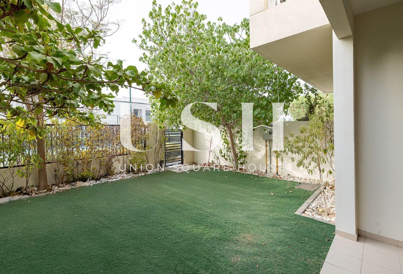 CORNER UNIT | CLOSE TO AMENITIES | MULTIPLE OPTION photo 7