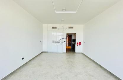 Apartment - Studio - 1 for rent in V2 - Dubai Sports City - Dubai