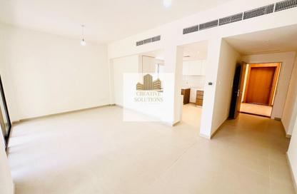 Apartment - 2 Bedrooms - 2 Bathrooms for rent in The Gardens Building 75 - The Gardens Buildings - The Gardens - Dubai Apartment - 2 Bedrooms - 2 Bathrooms for rent in The Gardens Building 75 - The Gardens Buildings - The Gardens - Dubai