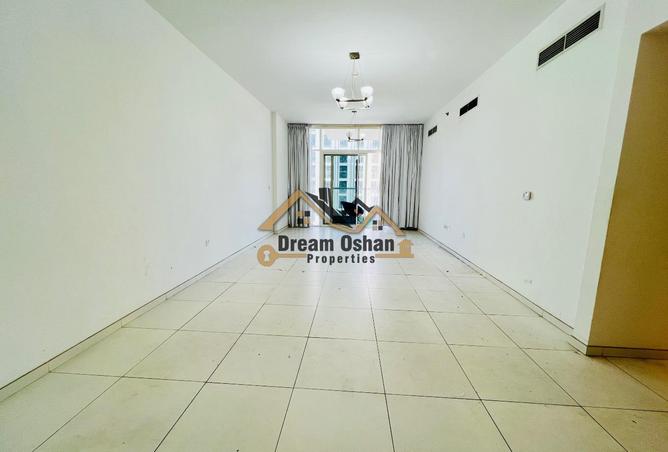 70302132 - Property Image 2