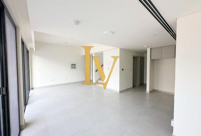 72306627 - Property Image 2