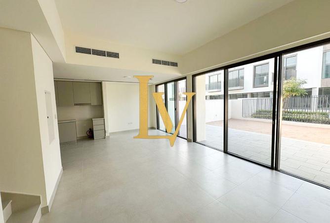 72306627 - Property Image 3