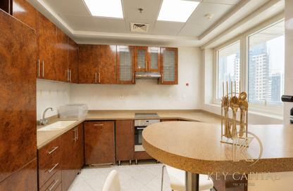 Apartment - 1 - 2 for rent in Opal Tower Marina - Dubai Marina - Dubai