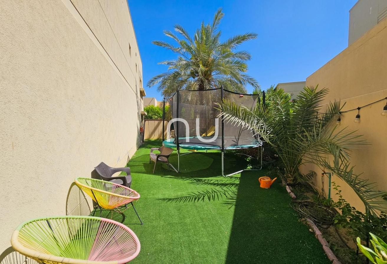 Available August| Rare 5 bedroom | Great Location photo 15