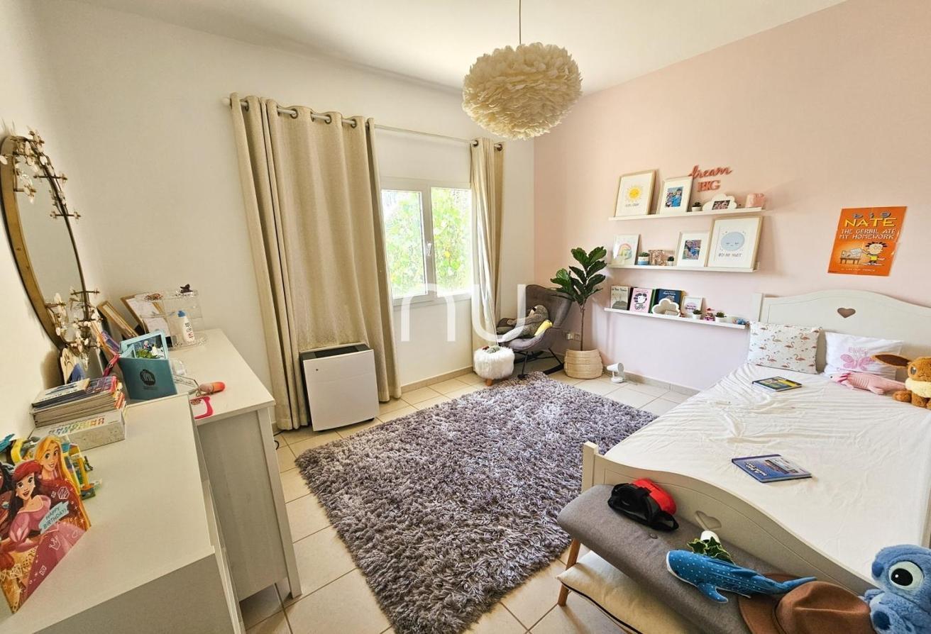 Available August| Rare 5 bedroom | Great Location photo 11