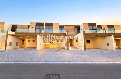Townhouse - 4 - 5 for rent in Elie Saab Vie at the Fields - The Fields - District 11 - Mohammed Bin Rashid City - Dubai