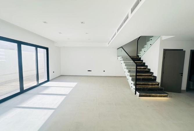 92710493 - Property Main Image