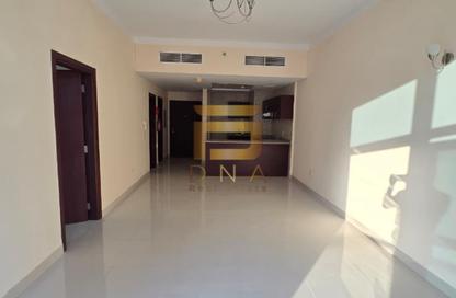Apartment - 1 Bedroom - 2 Bathrooms for rent in Oasis Tower 1 - Dubai Sports City - Dubai Apartment - 1 Bedroom - 2 Bathrooms for rent in Oasis Tower 1 - Dubai Sports City - Dubai