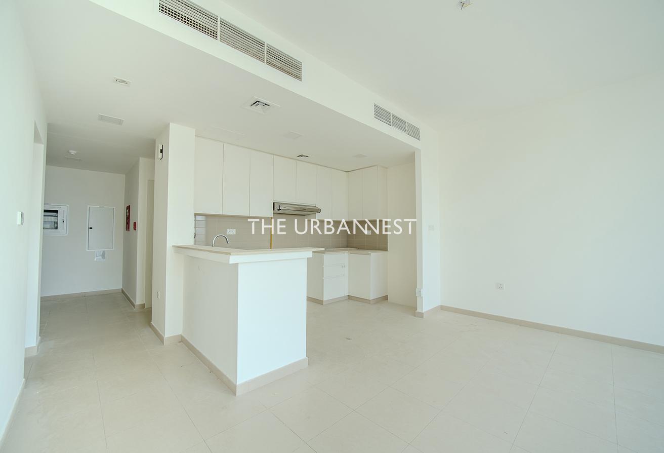 Vacant | Corner Unit | with Maids Room | 4Bed photo 3
