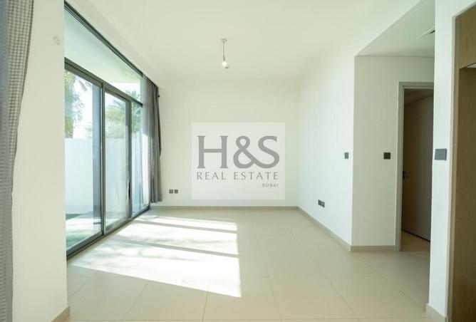 54944241 - صورة العقار 2