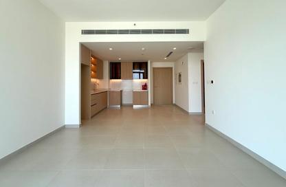 Apartment - 1 - 1 for rent in Golf Heights - The Views - Dubai