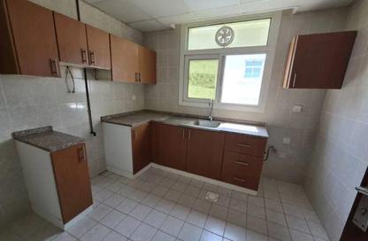 Apartment - 1 Bedroom - 2 Bathrooms for rent in Al Plaza Building - Al Ghuair - Al Gharb - Sharjah