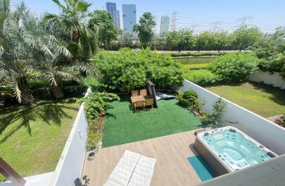 Villa - 2 Bedrooms - 3 Bathrooms for rent in Springs 8 - The Springs - Dubai