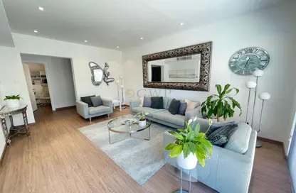 Villa - 2 Bedrooms - 3 Bathrooms for rent in Springs 8 - The Springs - Dubai