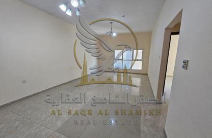 Apartment - 1 Bedroom - 1 Bathroom for rent in Al Majaz 3 - Al Majaz - Sharjah Apartment - 1 Bedroom - 1 Bathroom for rent in Al Majaz 3 - Al Majaz - Sharjah