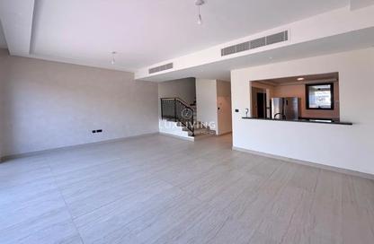 Townhouse - 4 - 5 for rent in Portofino - Damac Lagoons - Dubai