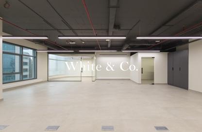 Office Space - Studio for sale in Grosvenor Business Tower - Barsha Heights (Tecom) - Dubai