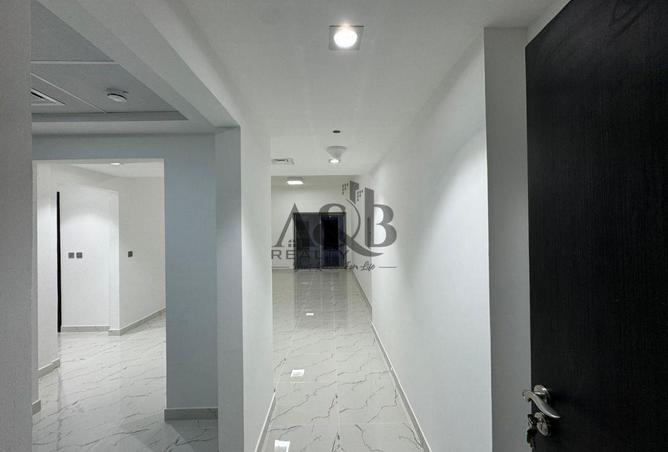 76993749 - Property Image 2