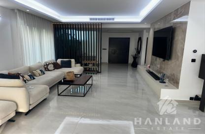 Villa - 4 Bedrooms - 3 Bathrooms for sale in Legacy Nova Villas - District 9 - Jumeirah Park - Dubai