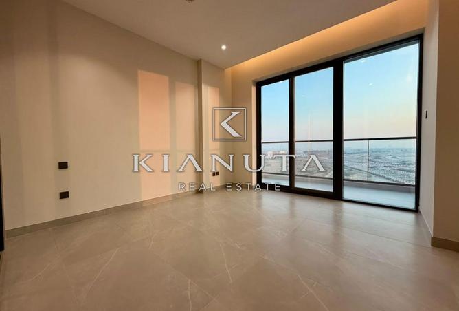 BRAND NEW | CORNER | CHILLER FREE |CLOSE KITCHEN photo 3
