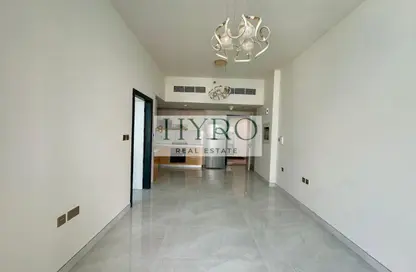 شقة - غرفة نوم - 1 حمام للايجار في سكايز من دانوب - ارجان - دبي