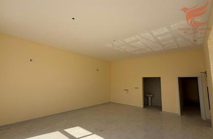 Villa - 5 Bedrooms - 7+ Bathrooms for sale in Seih Al Uraibi - Ras Al Khaimah
