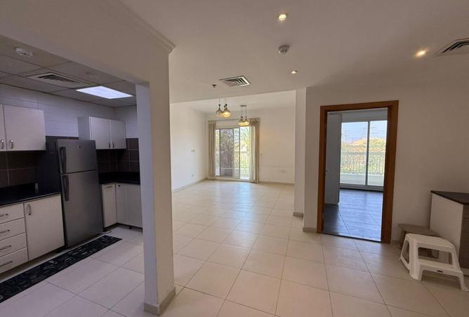 135143302 - Property Main Image