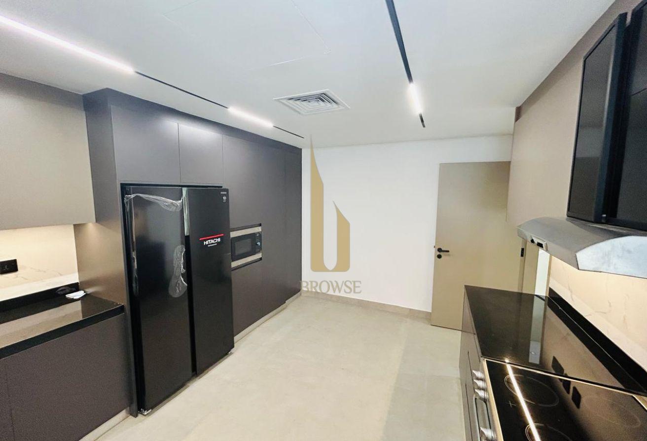 Modern 4BR Villa | Private Pool+Garden l Maids photo 15
