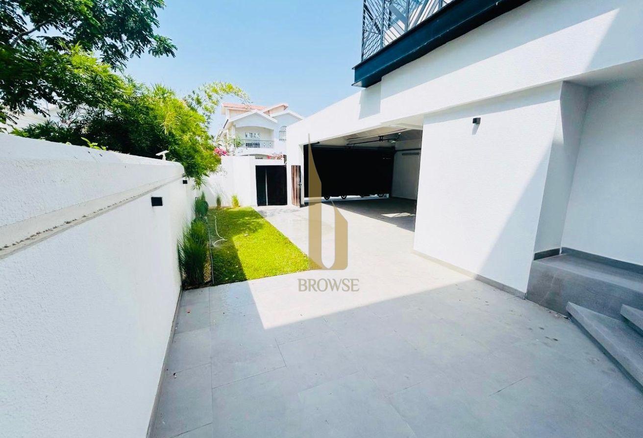 Modern 4BR Villa | Private Pool+Garden l Maids photo 4
