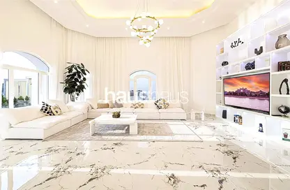 Villa - 4 Bedrooms - 5 Bathrooms for rent in Garden Homes Frond P - Garden Homes - Palm Jumeirah - Dubai