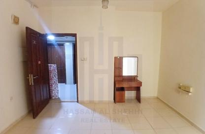 Apartment - Studio - 1 for rent in Fire Station Road - Muwaileh - Sharjah