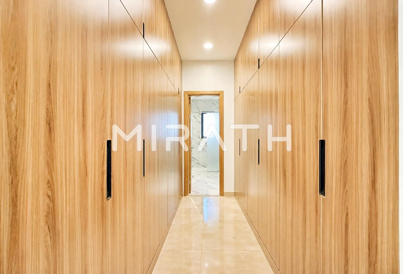 Premium 5BR Villa | Private Lift | Luxury photo 13